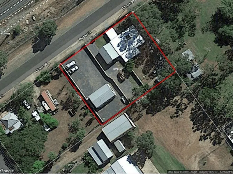 1..2..and 3 Town zone – commercial precinct