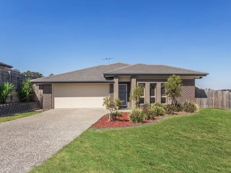 Bright And Spacious Family Home!