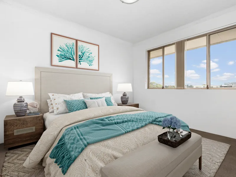 NEAT TWO BEDROOM APARTMENT WITHIN EASY WALK TO EASTWOOD RAIL & AMENITIES