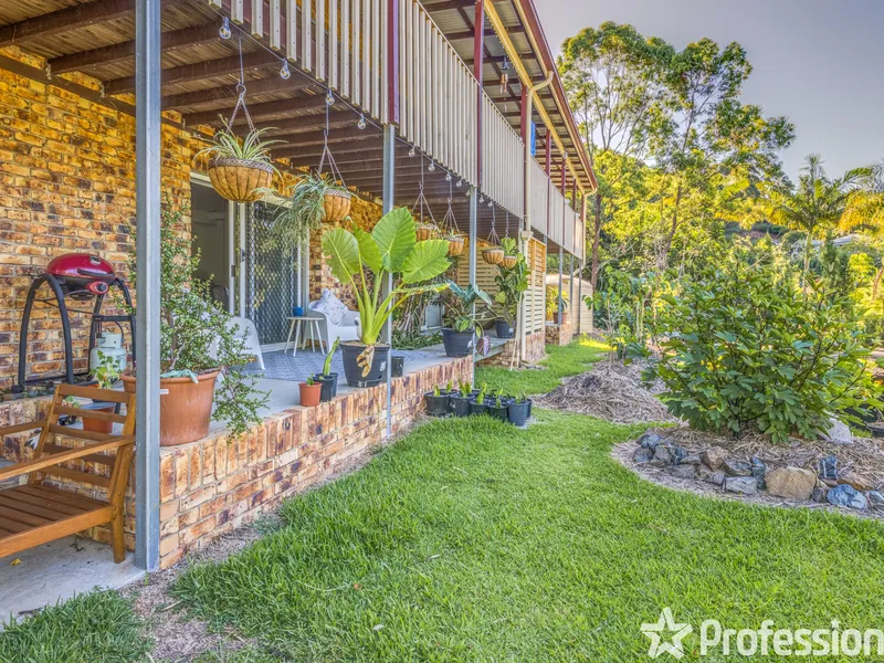 Spacious and modern - power, water and internet included