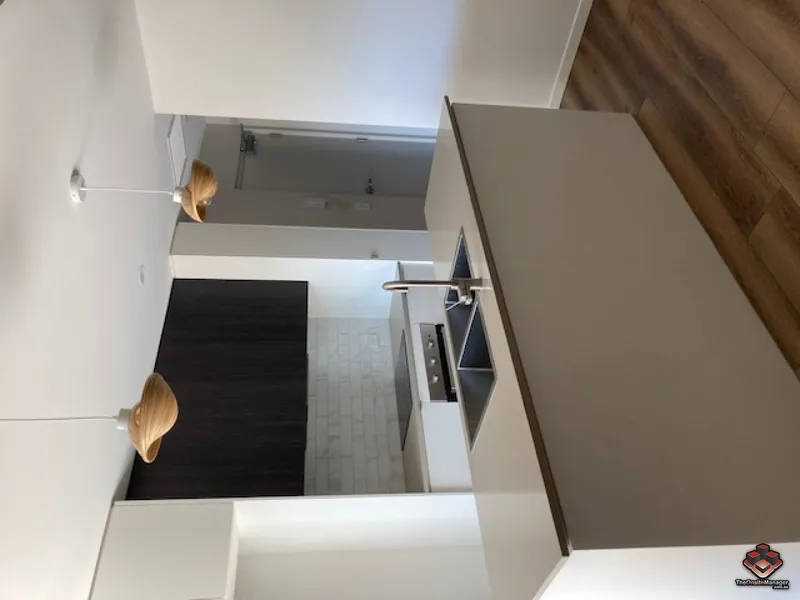 BRAND NEW 2 Bed 2 Bath 2 Car TOP FLOOR APARTMENT