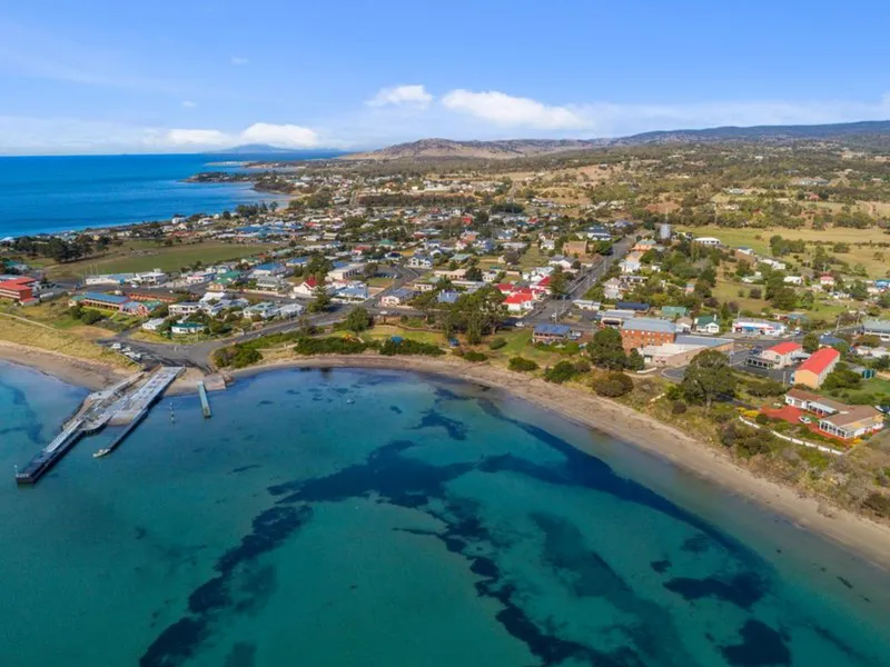 Residential offering with tourism income