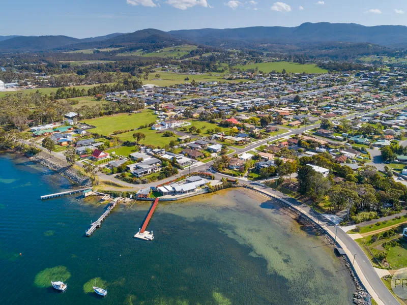 Luxury Waterfront Living