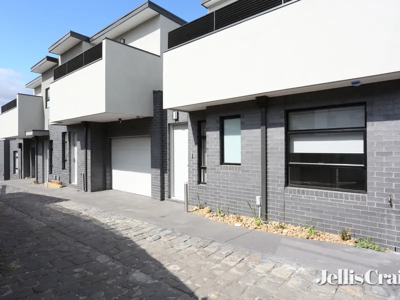 Two- Bedroom Townhouse for Rent!