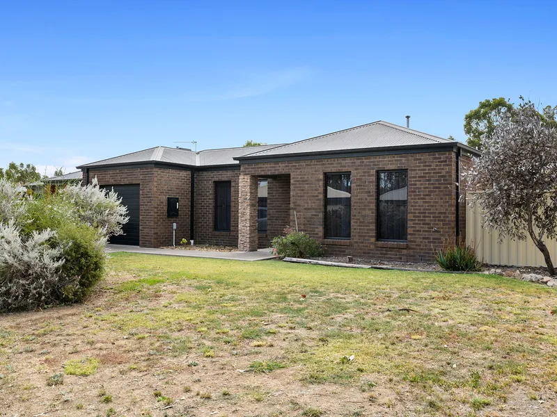 LOW MAINTENANCE, TOWNHOUSE LIVING