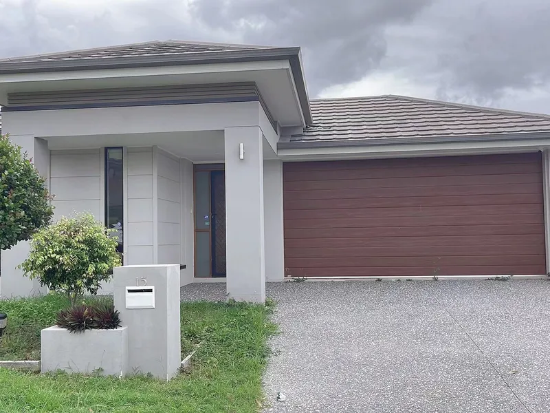 Contemporary Single Level Family Home in a Great Location, easy to maintain only 4 years old!