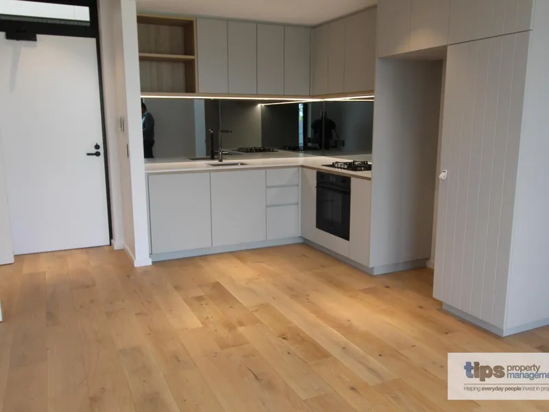 BRAND NEW APARTMENT IN SOUGHT AFTER LOCATION