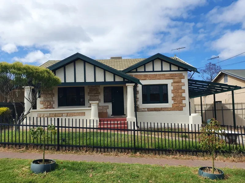 RENOVATED 4 BEDROOM HOUSE