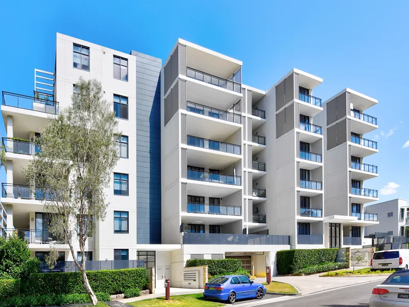 Modern & Spacious Two Bedroom Apartment