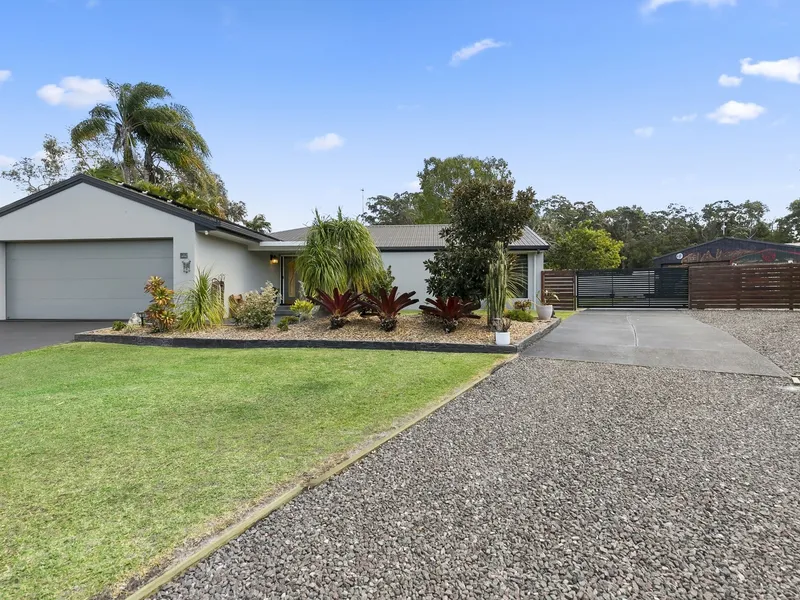 EXCLUSIVE RESIDENCE - 1275m2 ALLOTMENT