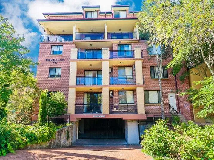 Daniella's Court - Sought after complex, City Lifestyle
