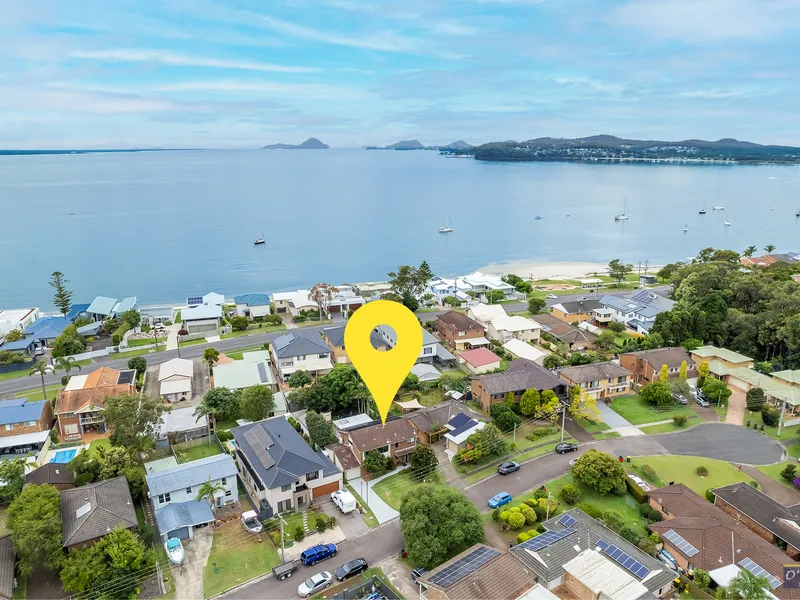 CLASSIC FAMILY HOME IN IDYLLIC LOCATION