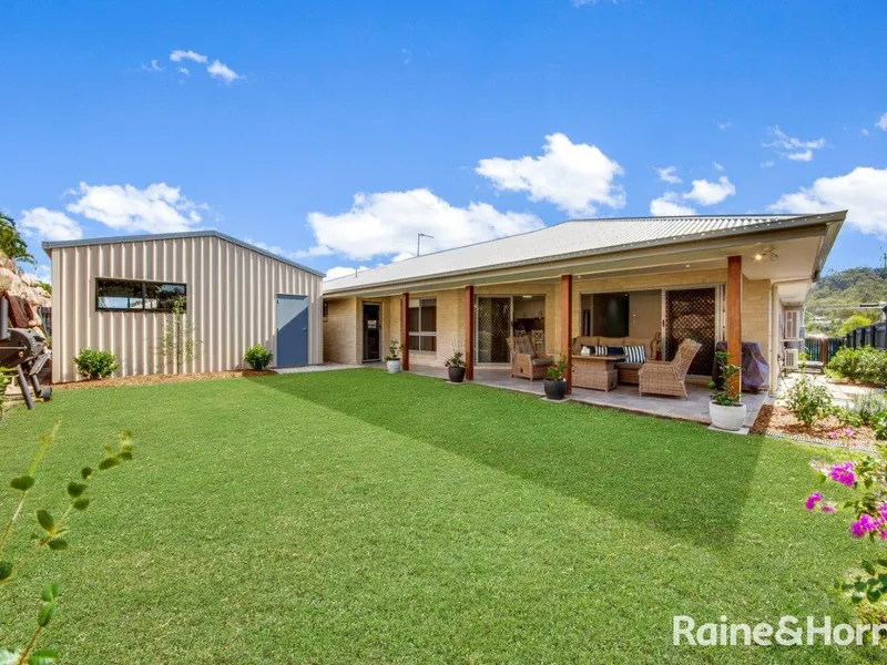 The Living is Easy PLUS a Shed!