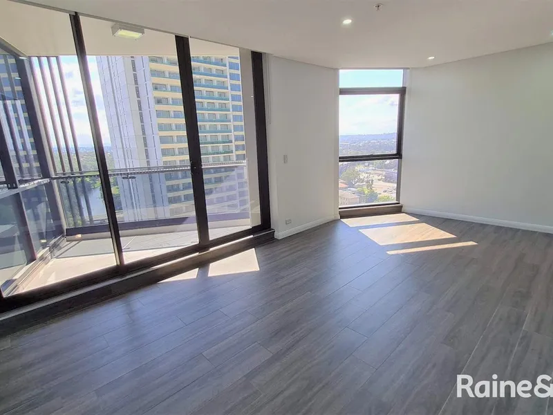 Two Bedroom high-rise Apartment with Captivating views of the skyline