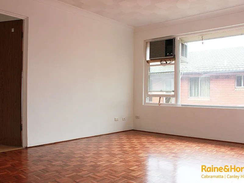 AFFORDABLE FIRST FLOOR UNIT!!