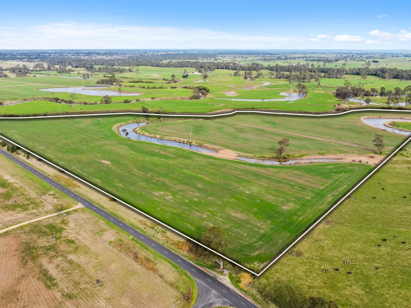 52 Acres of Newry Creek Country
