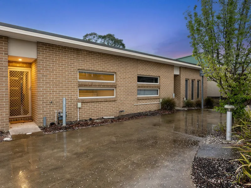 Neat One Bedroom Unit Perfect First Home Buyers Or Investment