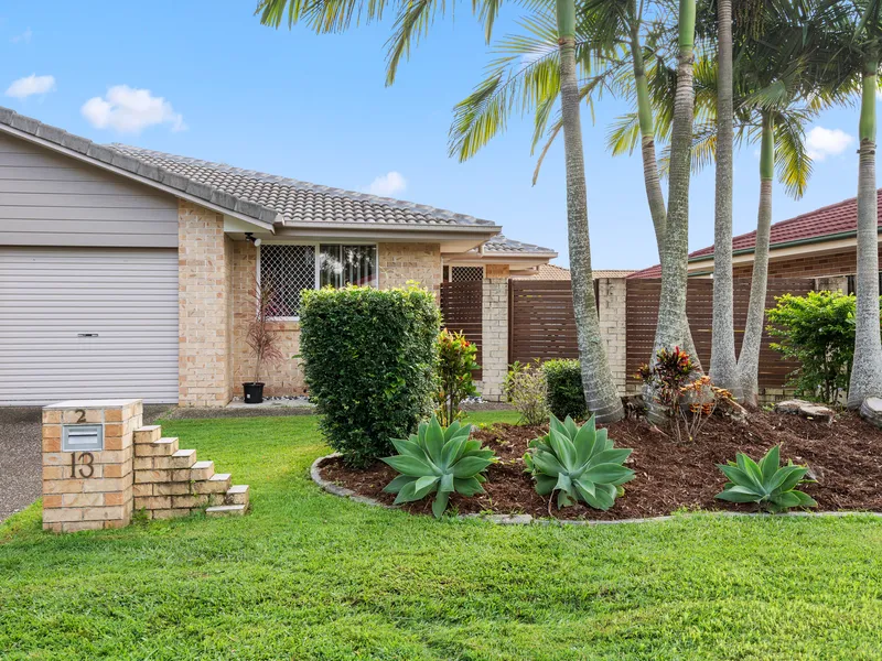 THREE BEDROOM DUPLEX IN SOUGHT AFTER LOCATION