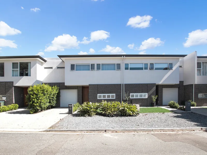 Modern Three Bedroom Unit (No Pets)