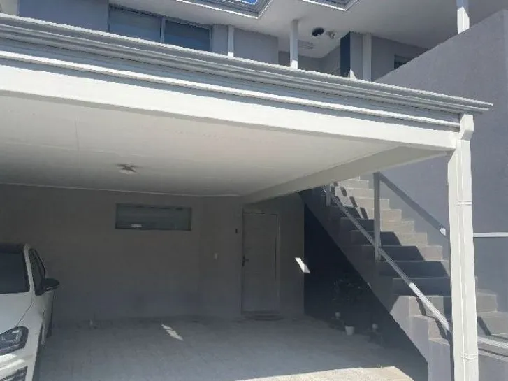 Bailiff Sale of: U1/18 Sixth Avenue, MAYLANDS WA 6051 on Friday 23rd September 2022 at 12:00pm by Public Auction - Bailiff Reference :264202