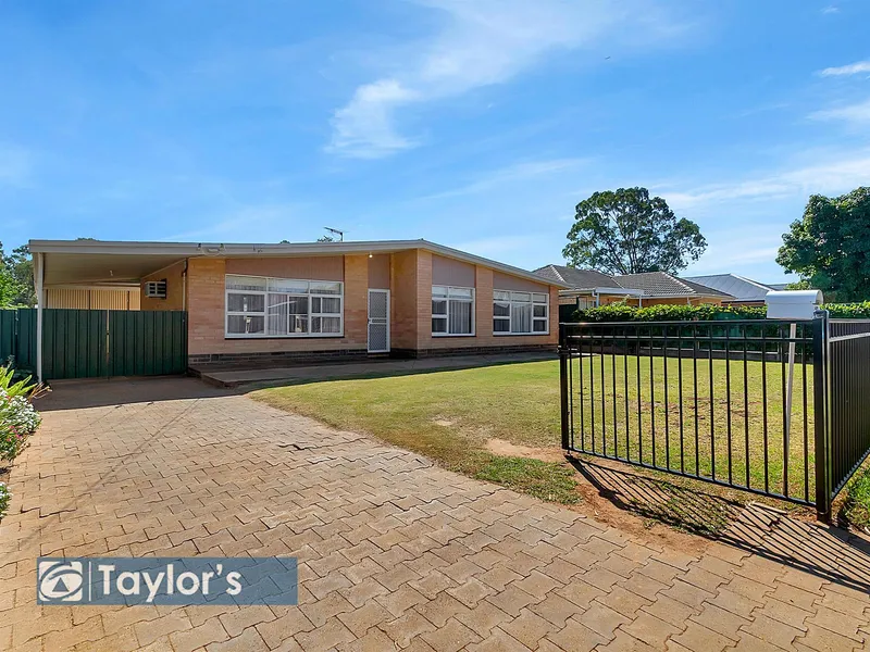 IDEAL FOR THE YOUNG FAMILY LOOKING NEAT & TIDY HOME