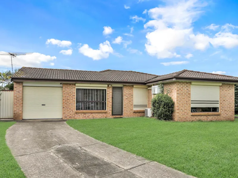 Original Brick Beauty With Loads Of Potential ! 