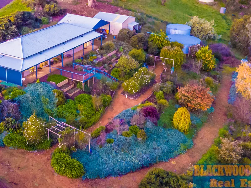 BREATHTAKING VIEWS!! 