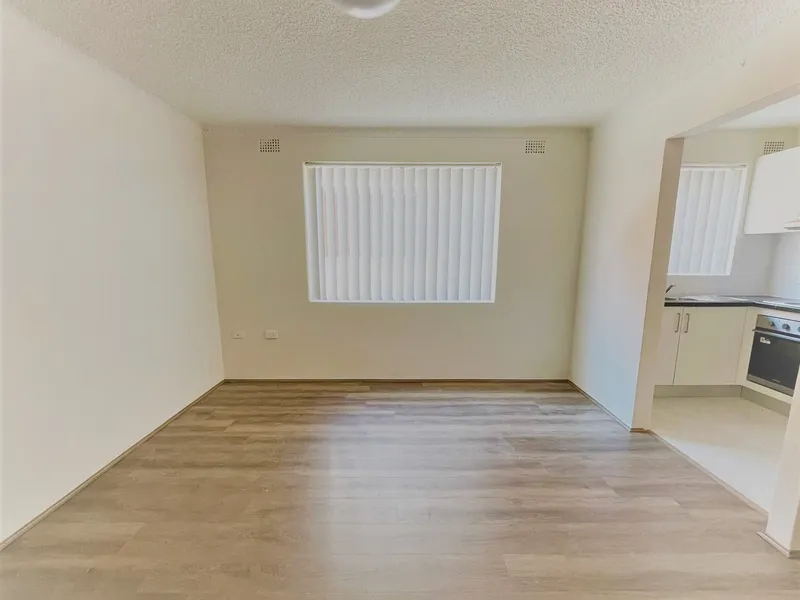 Newly Renovated - 1 Bedroom Unit