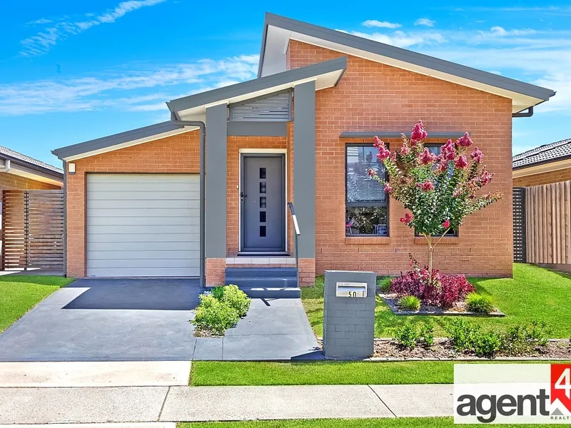 Your Architectural home in Waterside
