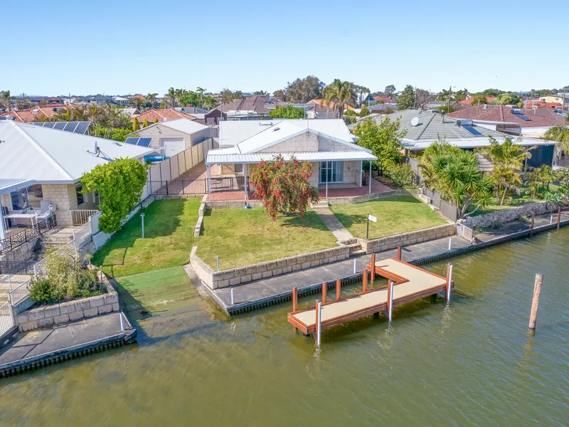 Dolphin View Cottage