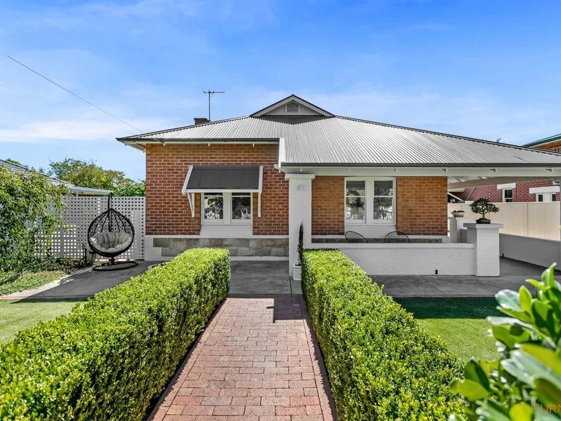 Land, location and character; love, live, entertain and extend in your own time