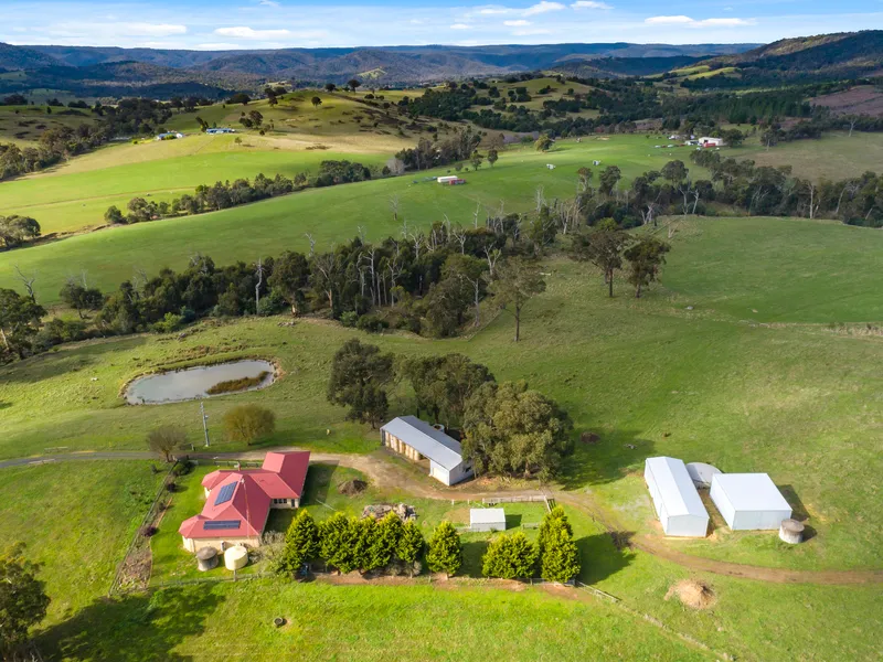 IDYLLIC COUNTRY LIFESTYLE