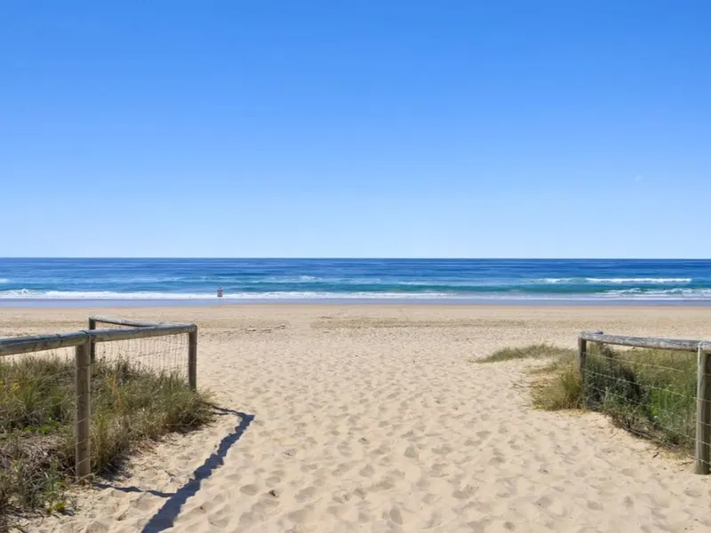 350 metres to the beach