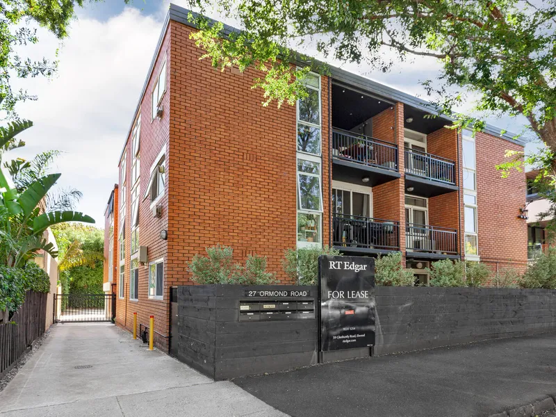 ELEVATED ELWOOD LIVING