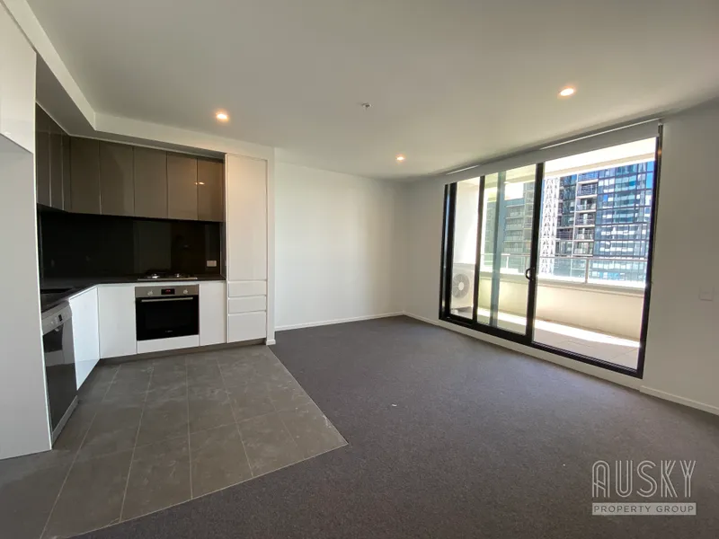 Brand New - 1bedroom plus study available now