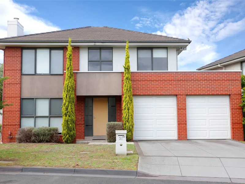 Large Three Bedroom Entertainers Delight