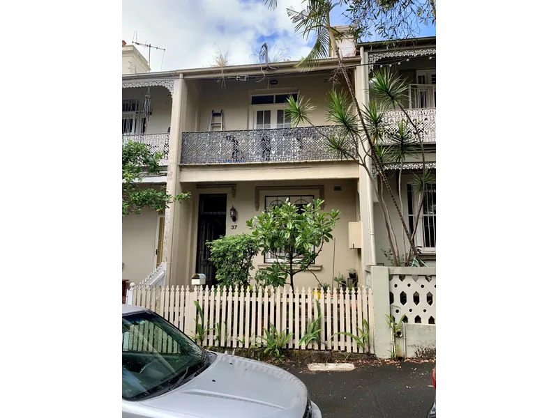 Stunning Four Bedroom House For Lease!!!