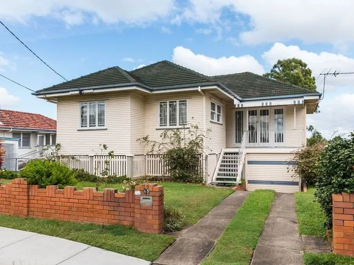 Stafford Heights Beauty