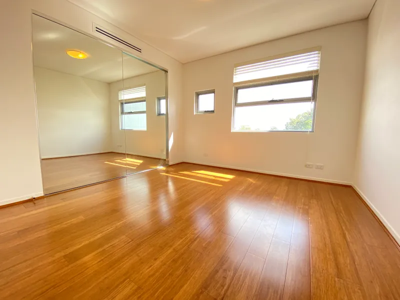 Large 2 bedroom with study and double carspace