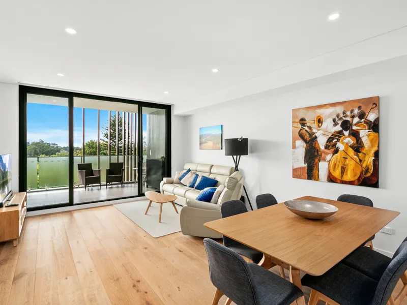 SPACIOUS NORTH FACING TWO BEDROOM APARTMENT