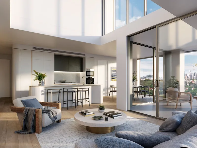 Enjoying magnificent city, harbour and bridge views