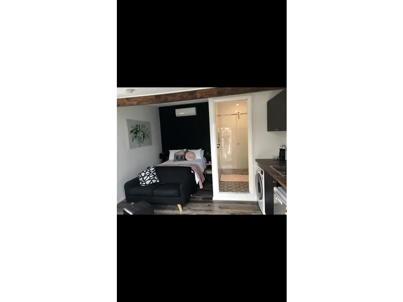 Studio with pool and spa access