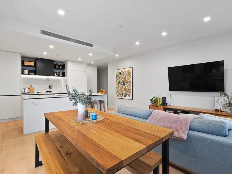 Modern & Luxurious Living in the Heart of Ascot Vale