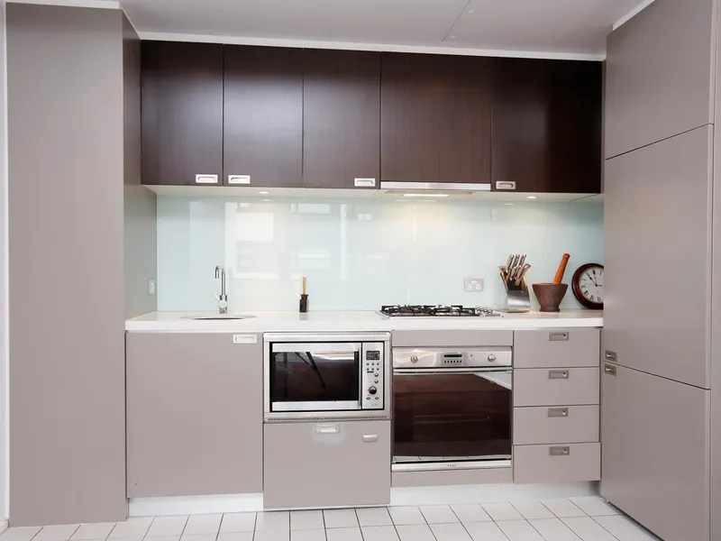 'The 'Abode' - 24hr Concierge, Pool'