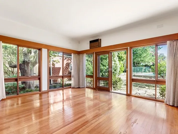 Large family home with a pool