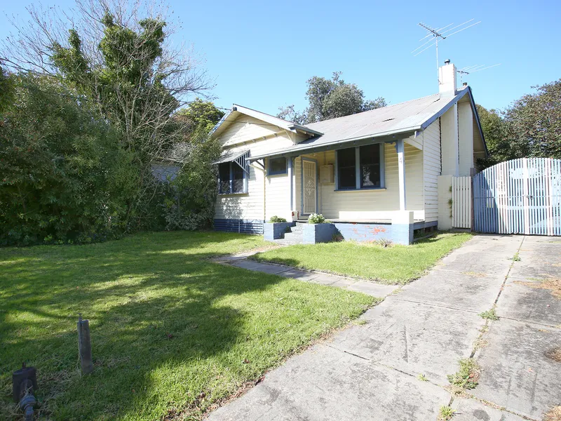 SPACIOUS 3 BEDROOM HOME!