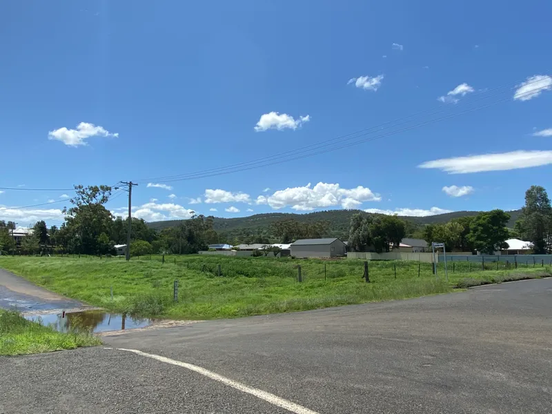 PRICE SLASHED BLUE RIBBON LOCATION VACANT LAND