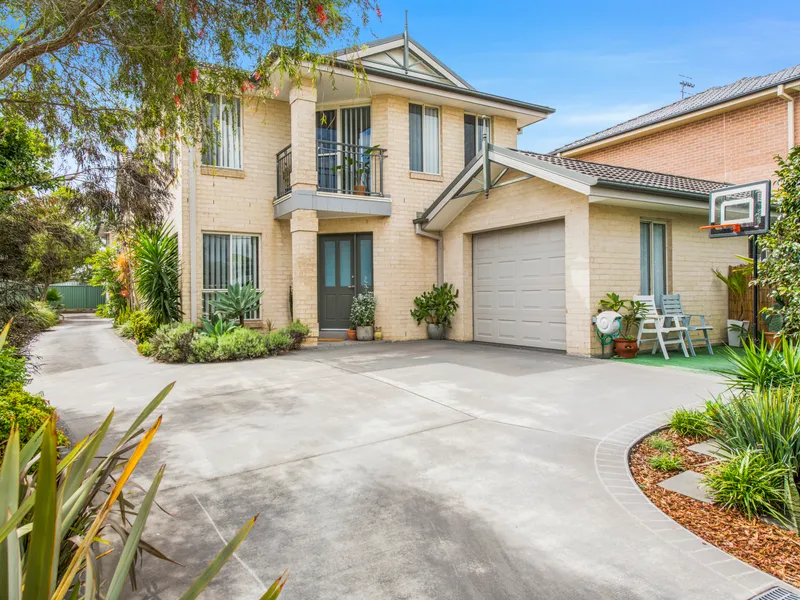 Perfect Beachside Home With A Lifestyle Ready To Be Enjoyed – Low Maintenance & Move Straight In