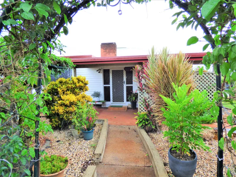 QUIRKY HOME WITH PLENTY OF SPACE