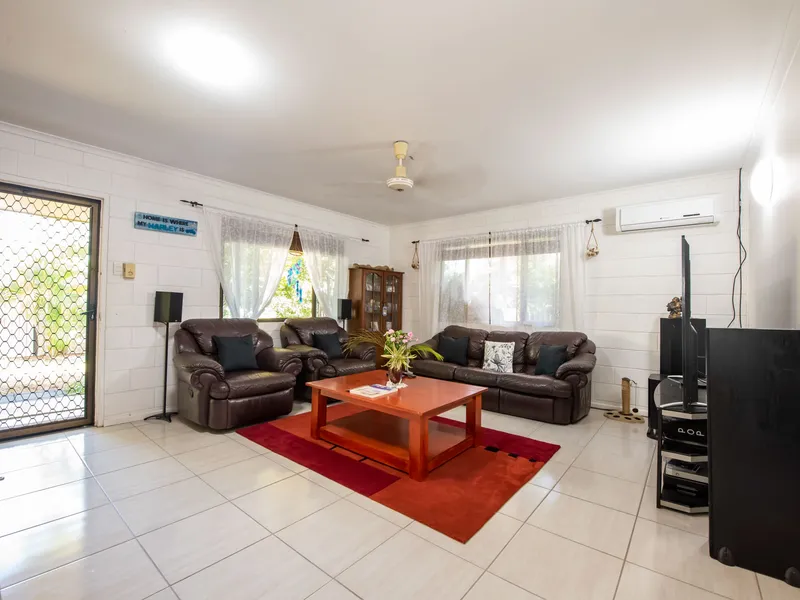 Enjoy A Quiet Lifestyle At Lamberts Beach